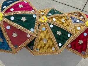 Parapluie décoratif Petits parapluies de taille moyenne Décoration de mariage Trendy Colorful Party Event Diwali Festival Decor Home Garden - Product Image 3