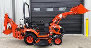 Livraison gratuite Kubota BX23S tracteur agricole avec chargeur à fixation rapide et godet 342hrs 4WD 23HP moteur Diesel 540 PTO 3 points d'attelage - Product Image 5