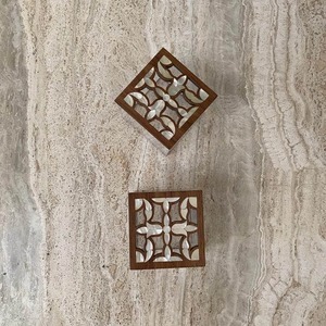 Boîte de service traditionnelle artisanale pour le Ramadan et l'Aïd, incrustation de nacre, acrylique, chocolat pour les fêtes - Product Image 6