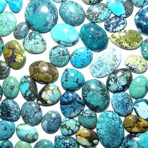 Belle pierre précieuse turquoise tibétaine de haute qualité mélange de turquoise tibétaine naturelle en forme de pierre précieuse pour la fabrication de bijoux - Product Image 2