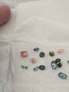 Cuenta de piedra suelta de diamante de corte brillante redondo cultivado en laboratorio certificado IGI multicolor para fabricación de joyas precio al por mayor - Product Image 2