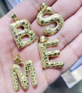 จี้ทองคำแท้ 10K ลายเพชร ตัวอักษรย่อ - 3 กรัม - Product Image 3