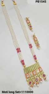 Elegante conjunto tradicional de collar y pendientes de tono dorado Kundan, joyería de aleación de lujo india para mujeres y niñas, Perla defectuosa - Product Image 3