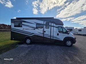 Vendeur Vérifié pour Forest River 2026 F-o-r-e-s-t-e-r 2031RP Prêt à Voyager - Product Image 5