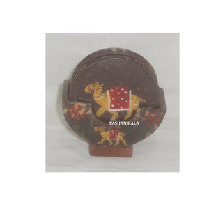 Juegos de posavasos de té pintados a mano decorativos hechos a mano de forma redonda de esteatita Natural camello para mayorista y exportador - Product Image 1