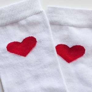 Usine vietnamienne vente en gros personnalisé Jacquard coeur Design antibactérien décontracté équipage chaussettes couleur unie usure quotidienne coton doux - Product Image 2