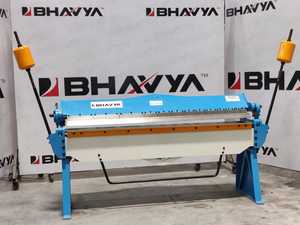 เครื่องพับแผ่นโลหะแบบมือหมุน PBB 2020 1.2 Bhavya Machine Tools ความยาวใช้งาน 2020 มม. ความหนาแผ่น 1.2 มม. สำหรับทองเหลือง/ทองแดง - Product Image 2