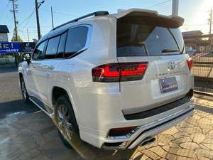 2022สำหรับ SUV เครื่องยนต์ดีเซล8สูบเทอร์โบเกียร์อัตโนมัติ AWD ไดรฟ์หนังเบาะผ้า R16เข้มซ้าย - Product Image 2