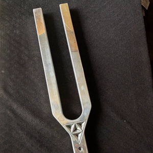 Diapason géant de qualité supérieure, très vendu, avec clé ADN D288hz et A432hz, fabrication Mars, livraison gratuite.. - Product Image 1