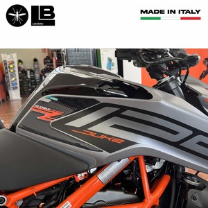 Adesivi Laterali 3D Personalizzati per Serbatoio Compatibili con KTM Duke 125 2021-2022 Logo Personalizzato - Product Image 3