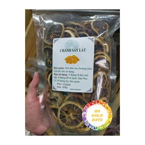 Vente en gros de tranches rondes de citron séché biologique du Vietnam pour le thé aux herbes Soulagement des maux de gorge Emballé en vrac et séché AD - Product Image 3