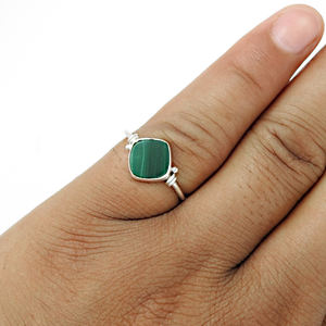 Haute qualité prix de gros 925 argent Sterling naturel Malachite pierre précieuse coussin forme anneau bijoux faits à la main fournisseurs en vrac - Product Image 2