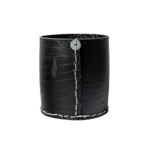 Macetas de goma de barril recicladas hechas a mano al mejor precio al por mayor tubo de goma reciclado negro para troncos de madera o almacenamiento de Vietnam - Product Image 1