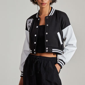 Chaqueta corta de manga larga personalizada de fabricante OEM para mujer, Chaqueta corta de béisbol recortada para mujer - Product Image 1