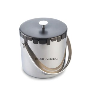 Seau à Glace en Acier Inoxydable Argenté Brillant Poli Fantaisie Unique de Grande Taille avec Poignées en Métal Doré - Product Image 3