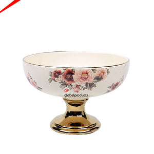 Cuenco para servir de metal decorativo respetuoso con el medio ambiente con hermoso cuenco redondo de soporte dorado para decoración de bodas - Product Image 1
