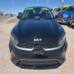 EXCELENTE ESTADO Kia Forte LXS 2023 - Product Image 1