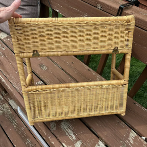 Adorable estante colgante de mimbre para pared - Product Image 3