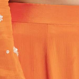 Chinon Cutdana Sequin Threadwork Kurta Palazzo Suit Venta al por mayor Mujeres Ropa étnica OEMFactory Proveedor a granel Moda de fiesta personalizada - Product Image 6