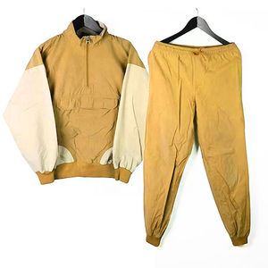 Chándal cortavientos ligero para hombre con logotipo personalizado en línea, conjunto de chándal cortavientos cómodo para exteriores de alta calidad - Product Image 3