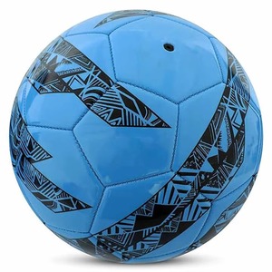 Ballon de football d'entraînement pour enfants et adultes, en cuir PU, taille et logo personnalisables, léger, durable, équipement sportif - Product Image 3