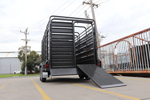 Oferta de descuento: Nuevo diseño original de semirremolque con paredes laterales de acero para ganado y caballos, con eje y neumáticos 12R22.5, capacidad de carga de 1400 kg. - Product Image 6