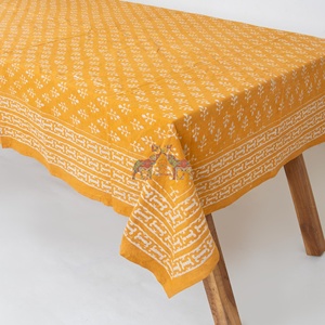 Mantel Artesanal 100% Algodón con Estampado Floral Dabu, Diseño Tradicional, Elegante Cubierta de Mesa con Estampado Floral - Product Image 4