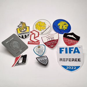 2023 Hit article haute qualité personnalisé TPU transfert de chaleur Logo étiquette pour Jersey or argent 3D étiquette pour vêtement T-Shirt vêtements - Product Image 6