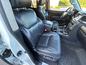 SUPER OFERTA 2013 LEXUS LX 5.70 V8 CILINDROS TRANSMISIÓN AUTOMÁTICA ASIENTOS DE CUERO 4WD - Product Image 3