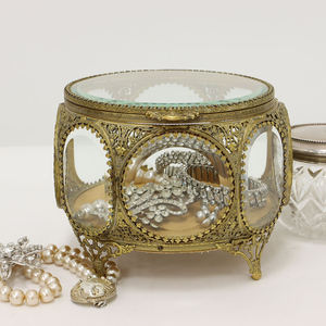 Prix raisonnable forme ronde cadre en laiton verre transparent boîte biseautée finition Antique taille personnalisée pour les filles maquillage accessoires utilisation - Product Image 5