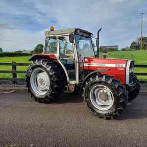 Mini-tracteur-pelleteuse Massey Ferguson MF 135 290/390 4x4 avec vérin hydraulique KYB et chargeur arrière - Product Image 5