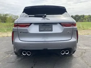 Jaguar F-PACE ปี 2023 สภาพใหม่เอี่ยม - Product Image 4