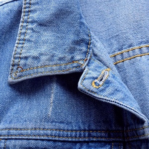 Veste en jean d'hiver pour femmes couleur unie déchiré lavé vêtements d'extérieur décontractés respirant écologique séchage rapide en plein air - Product Image 3