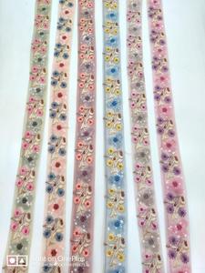 Cintas bordados y encajes a máquina hechos a medida, en varios diseños y colores para vestidos de boda, solo en Bordado de hilo - Product Image 4