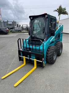 Chargeuse sur pneus Sunward Skid Steer Loader 2820 bleue, diesel, haute efficacité opérationnelle - Product Image 2