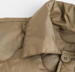 2023 Top Trending Men's Letterman Bomber Jacket de alta calidad a prueba de viento acolchado de tela de algodón relleno para el invierno - Product Image 6