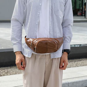 กระเป๋าคาดเอวหนังออกแบบโลโก้ได้ตามต้องการกระเป๋าคาดเอวทำจากหนัง - Product Image 4