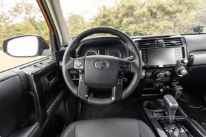 LISTO PARA CONDUCIR - USADO, VOLANTE A LA IZQUIERDA |   CONDUCCIÓN DERECHA |   Toyota 4Runner Overland Expo Build for Charity 2020 - Product Image 5