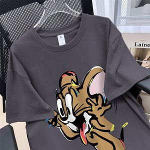 Revoluciona tu armario con comodidad y moda: explora la colección de camisetas transpirables de talla grande para mujer - Product Image 3