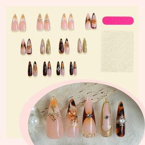 Lot de 24 <span class=keywords><strong>faux</strong></span> <span class=keywords><strong>ongles</strong></span> amande à presser, best-seller : design doré style français avec accents floraux en résine 3D - Product Image 3
