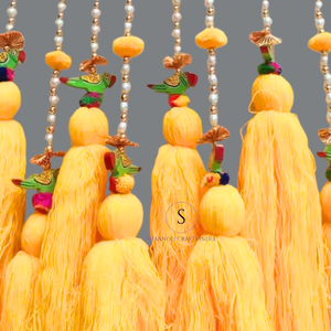Hermoso diseñador de color amarillo Gotta Chakri con borlas hermosas borlas de trabajo Moti para el hogar y la boda Hldi, decoración Mehendi - Product Image 4