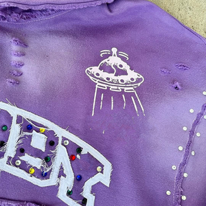 Sweats à capuche unisexes avec fermeture éclair ornée de strass, broderie personnalisée sur tissu et logo imprimé à l'écran, sweats à capuche délavés au soleil pour l'hiver. - Product Image 6