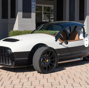 2023 Vanderhall Carmel GTS Outils d'assemblage personnalisables Aérateur de pelouse manuel - Product Image 1