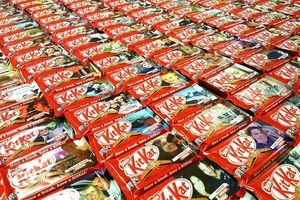 Premium Quality KitKat Chocolate Wholesale Suppliers | Nestle KitKat Dark Chocolate Bars 41.5g - Product Image 6