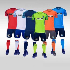 Camisetas de fútbol para hombres sublimadas personalizadas, kits de fútbol juvenil, conjunto completo de fútbol, servicio OEM, ropa deportiva personalizada al por mayor - Product Image 2