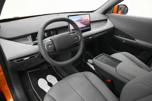 รถยนต์อีวียูอิโอที ไอ-จู 2 ปี 2026 รุ่น SUV ขับเคลื่อนสี่ล้อ ล้อแม็ก R18 แบตเตอรี่ลิเธียม เบาะหนัง มอเตอร์คู่ กล้องมองหลัง หลังคาซันรูฟแบบพาโนรามา จอสัมผัส - Product Image 4