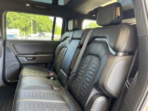 Clean Seminuevo 2025 Rivian R1S Aventura AWD Eléctrico - Product Image 5