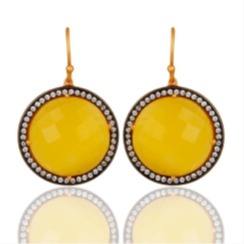 สีเหลือง