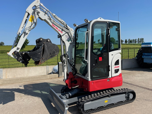 รถขุด Takeuchi TB325R ขนาด 2.5 ตัน มินิเอ็กซ์คาวาเตอร์ 2440 กก. แบบสวิงท้ายสั้น รถขุดตีนตะขาบ 22 แรงม้า ดีเซล รถขุดขนาดกะทัดรัด - Product Image 1