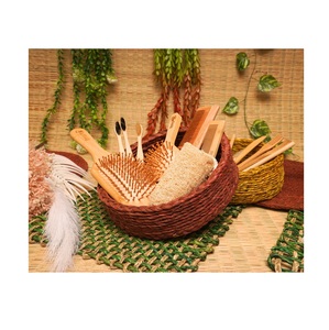 Cesta de hierba Sabai natural para organización de almacenamiento y decoración hecha a mano con tejido rústico duradero respetuoso con el medio ambiente por artesanos - Product Image 2
